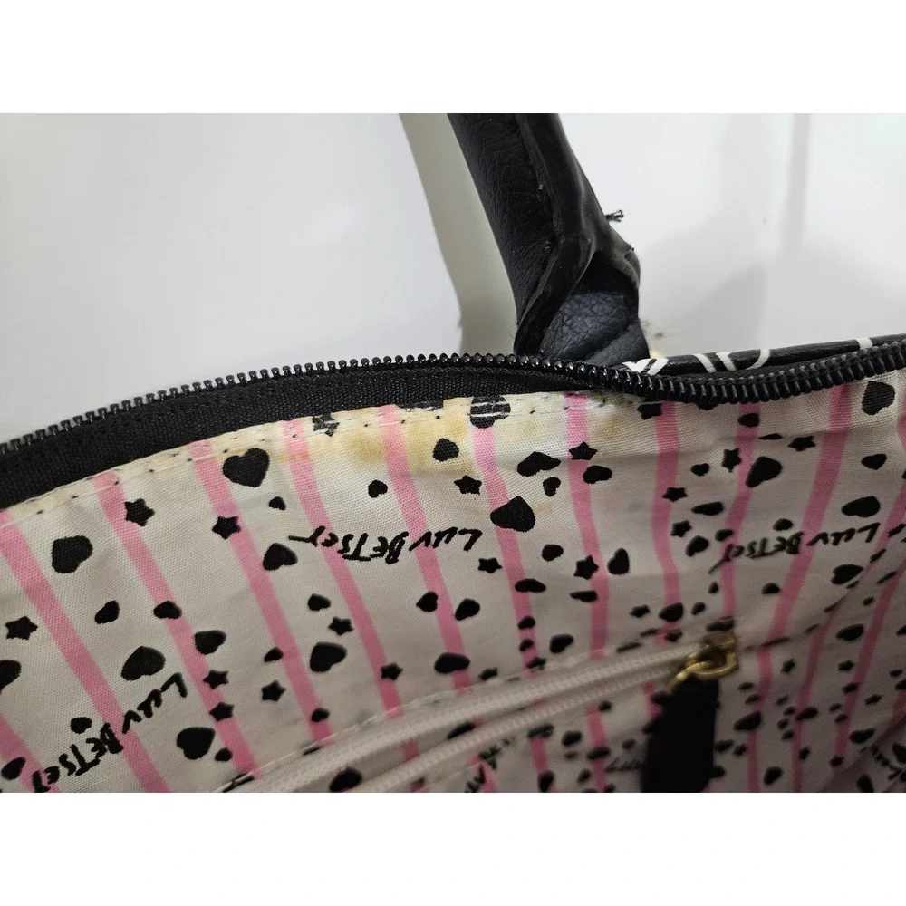 Luv Betsey Betsey Johnson Black White Logo Heart Satchel Crossbody Bag Charm Y2K